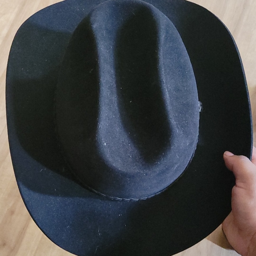 Cowboy hat - Picture 2 of 5